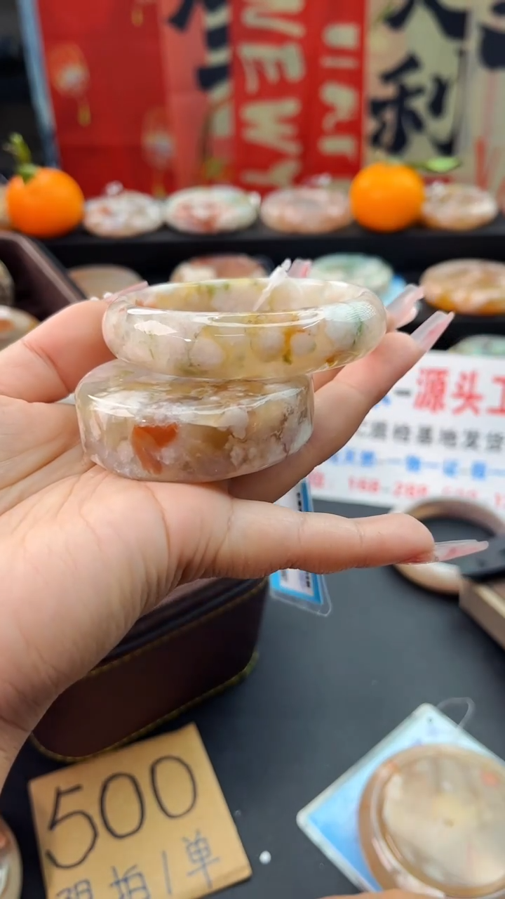 【闪购商品】石英质玉手镯未镶嵌赠送镯心（58圈口）