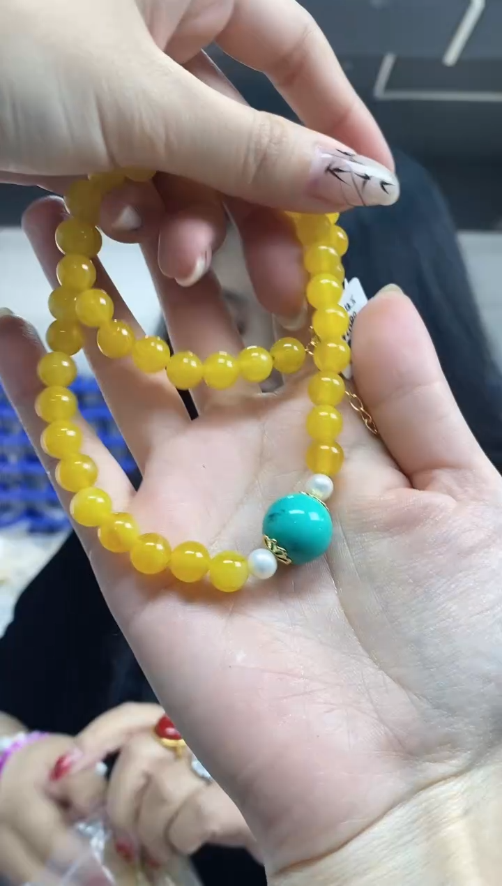 【闪购商品】蜜蜡裸石未镶嵌多样性发其一颜色微差