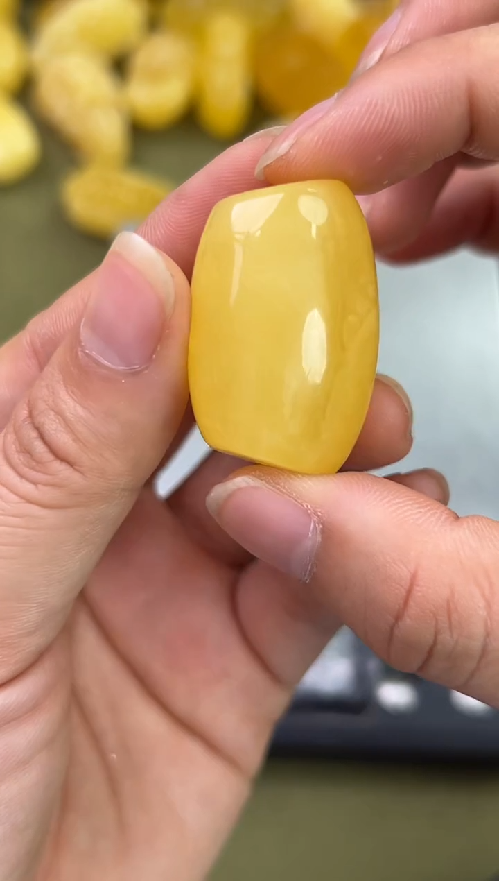 裸石琥珀未镶嵌琥珀蜜蜡吊坠