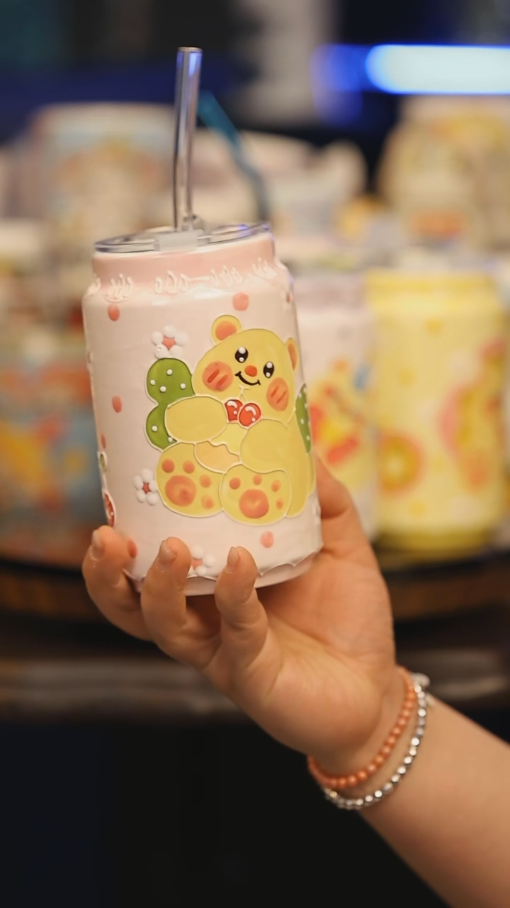 【闪购商品】摆件景德镇釉下彩绘设计师款式陶瓷