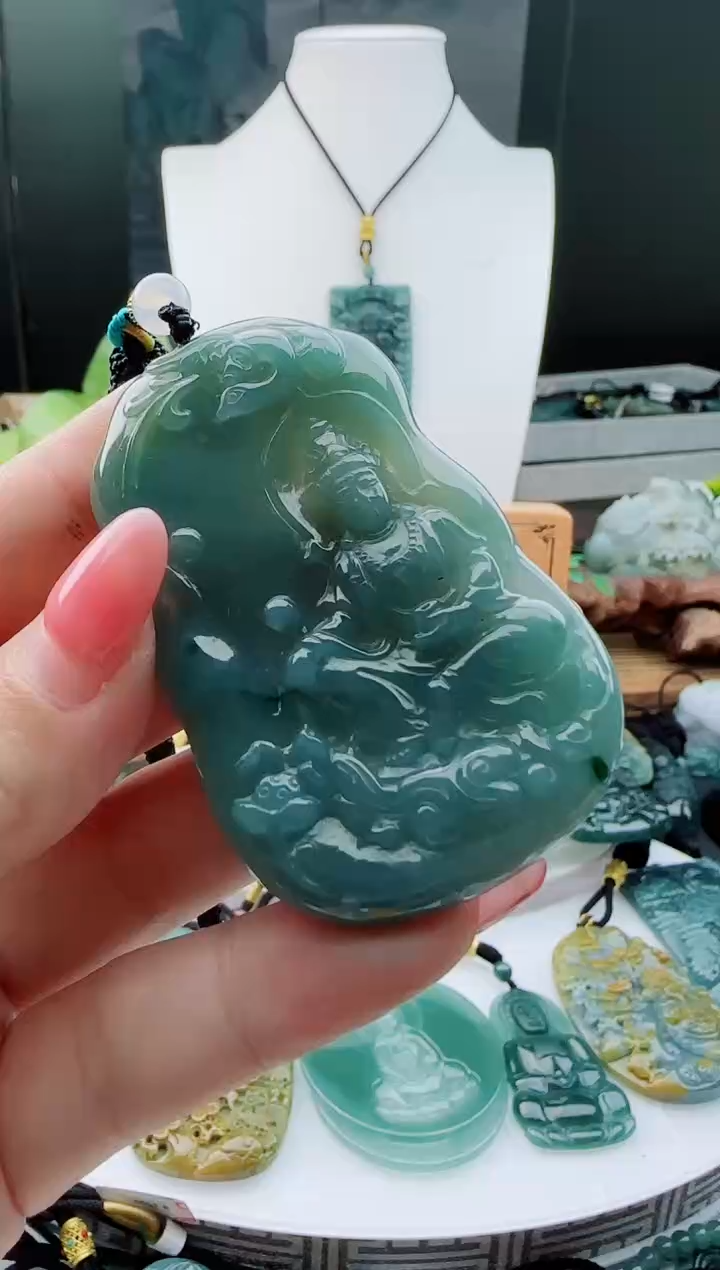 【闪购商品】翡翠颈饰未镶嵌11111111