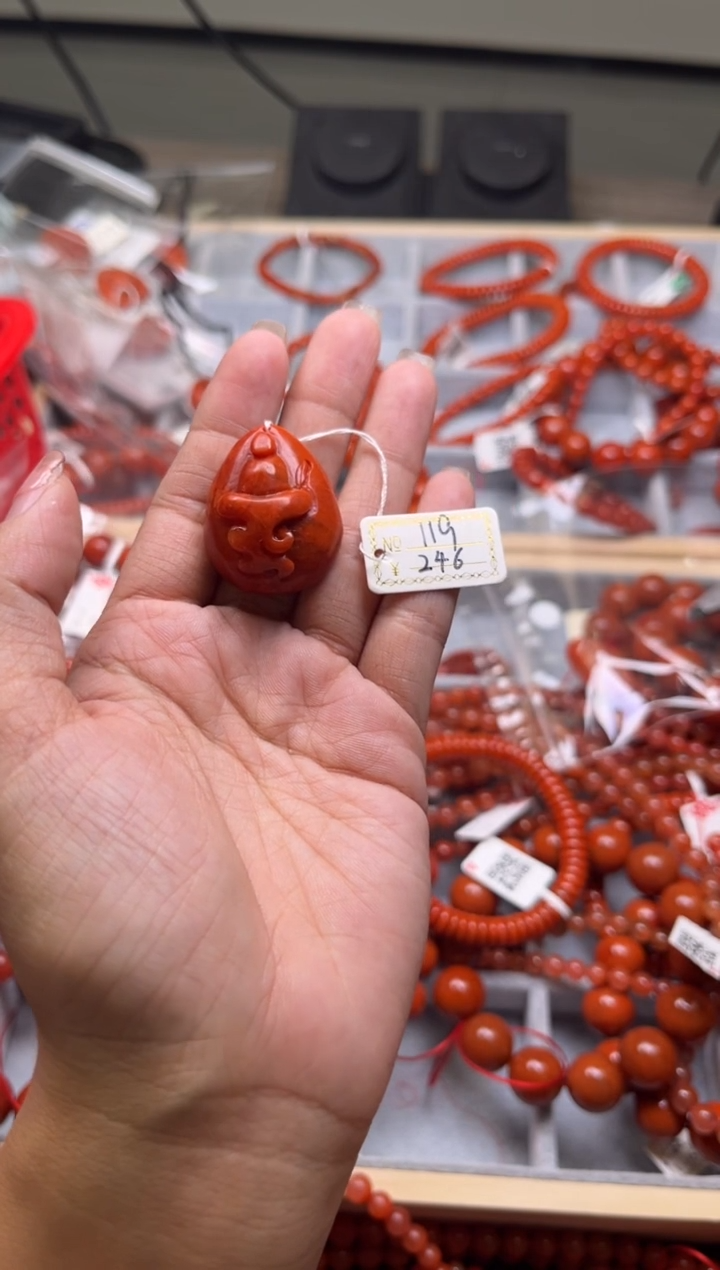 【闪购商品】南红玛瑙珠宝奇石未镶嵌119