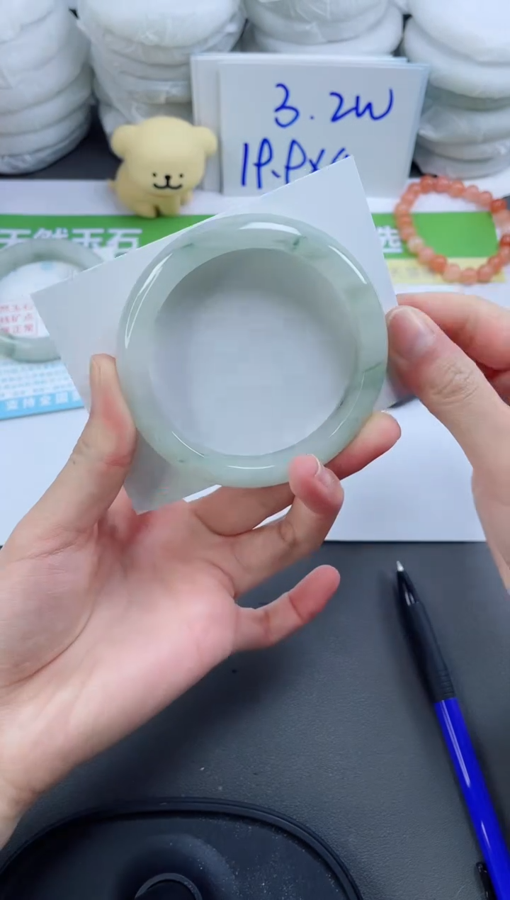 【闪购商品】石英质玉手镯未镶嵌143-58.7