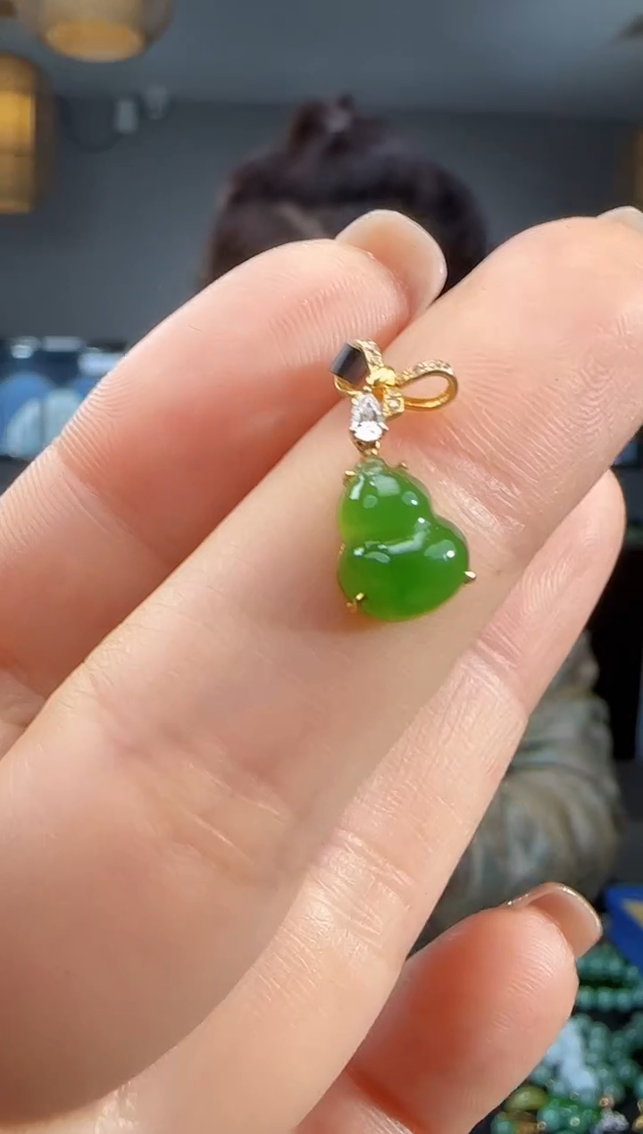 吊坠(不含链)18K金镶嵌和田玉1