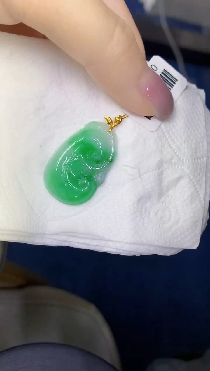 颈饰18K金镶嵌翡翠缅甸天然翡翠A货