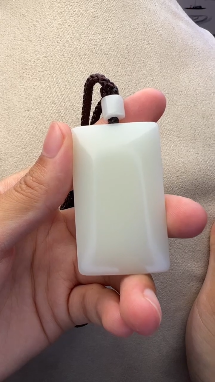 【闪购商品】和田玉颈饰未镶嵌D