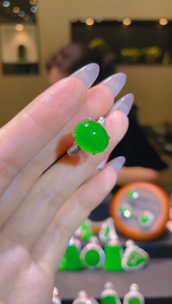 翡翠18K金镶嵌吊坠(不含链)A52