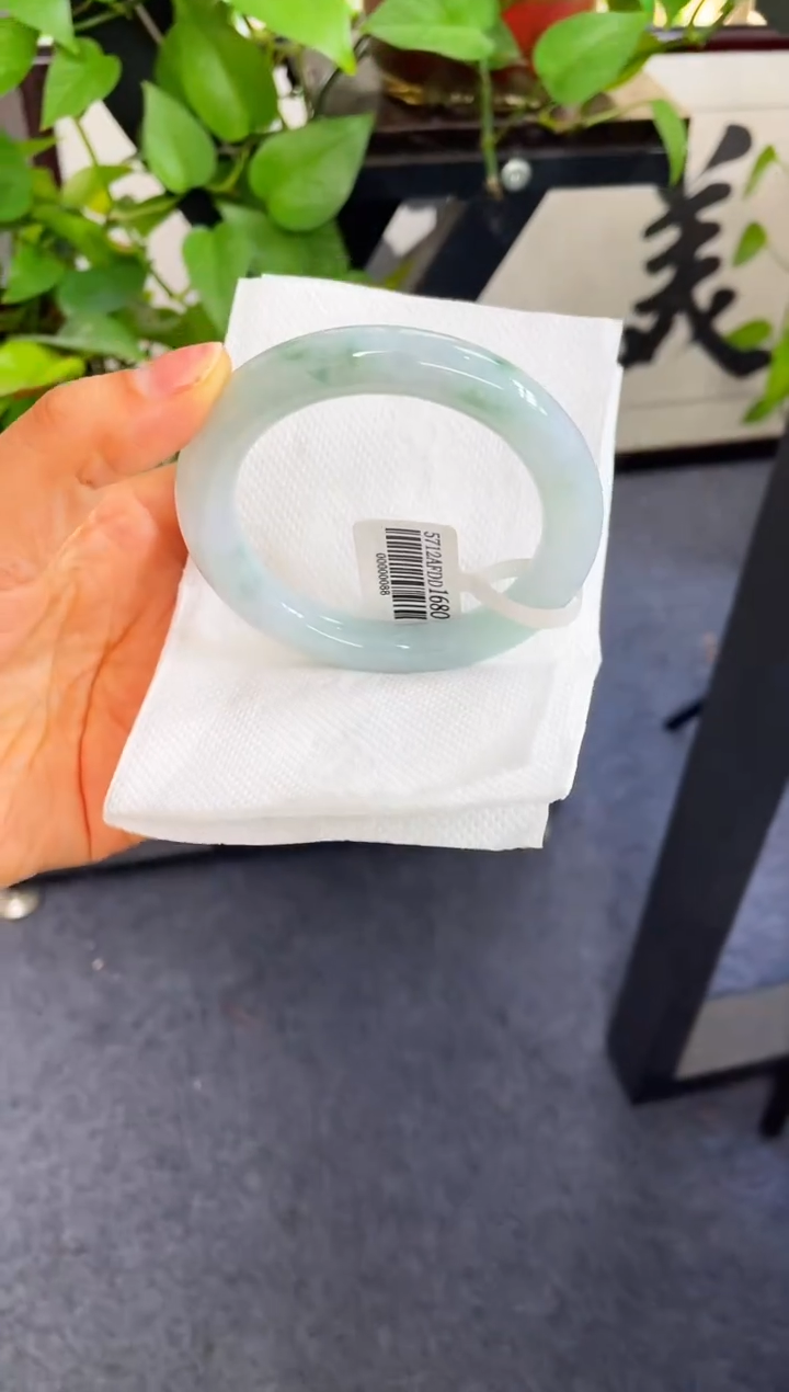 未镶嵌手镯翡翠032-57