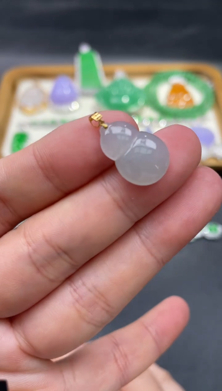 【闪购商品】翡翠颈饰18K金镶嵌53.........