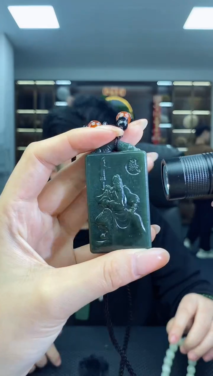 【闪购商品】和田玉颈饰未镶嵌公关1