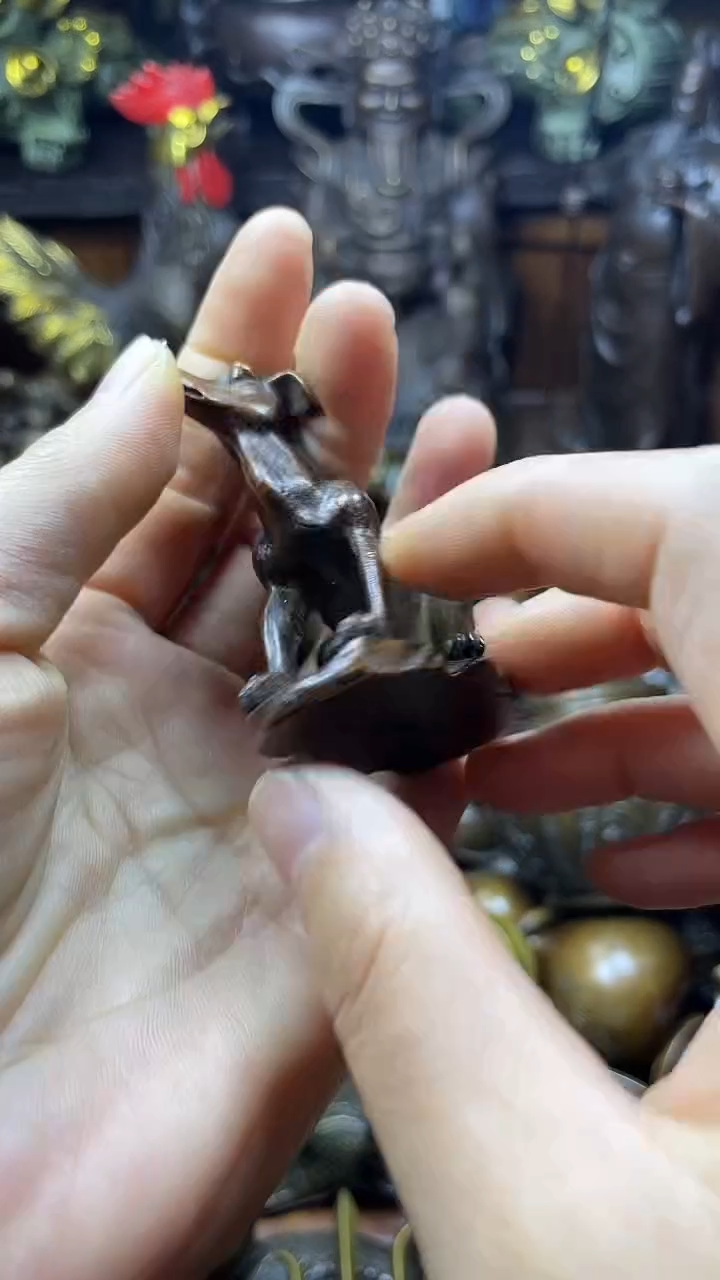 闪购链接，点击下单，有运费险，铜摆件