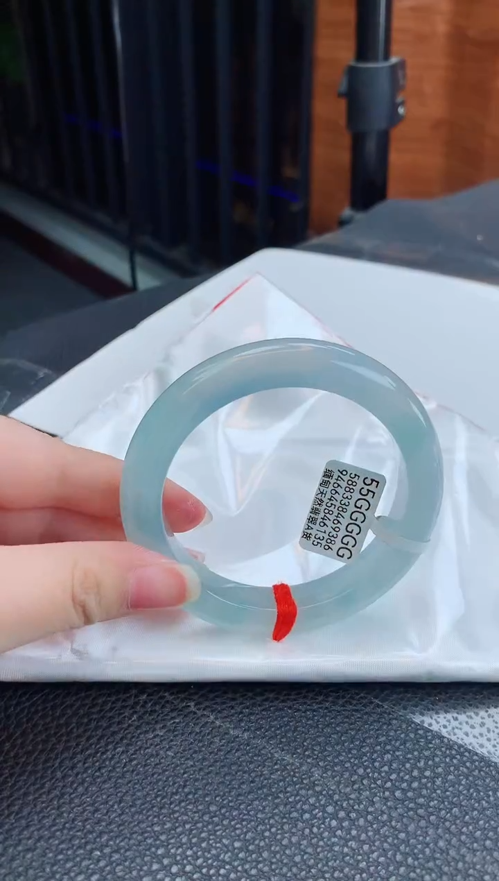 【闪购商品】翡翠手镯未镶嵌缅甸天然翡翠A货手镯