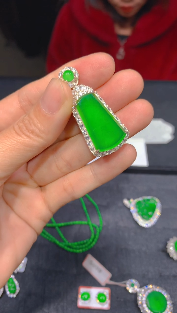 【闪购商品】定制翡翠未镶嵌96多样性发货（发其一）