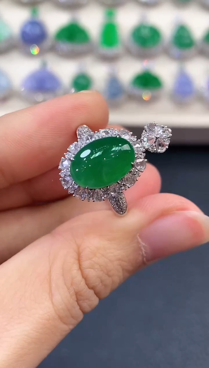 【闪购商品】翡翠戒指18K金镶嵌B150          