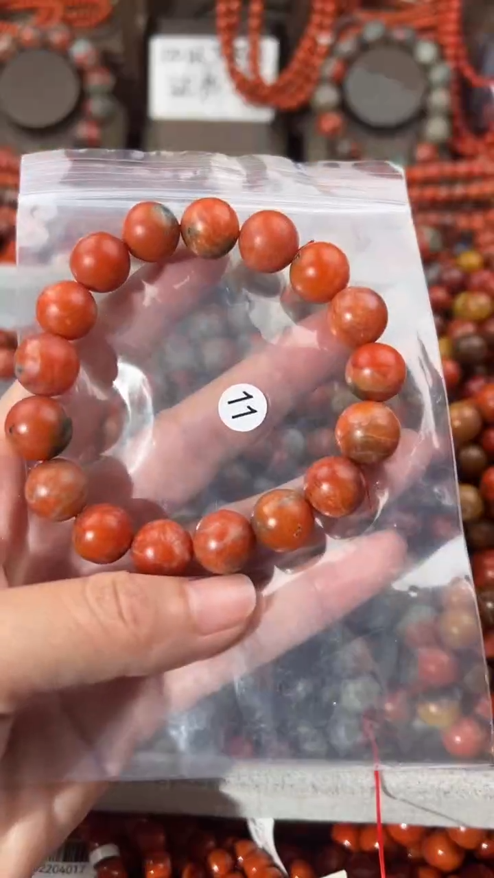 南红玛瑙手串未镶嵌12+