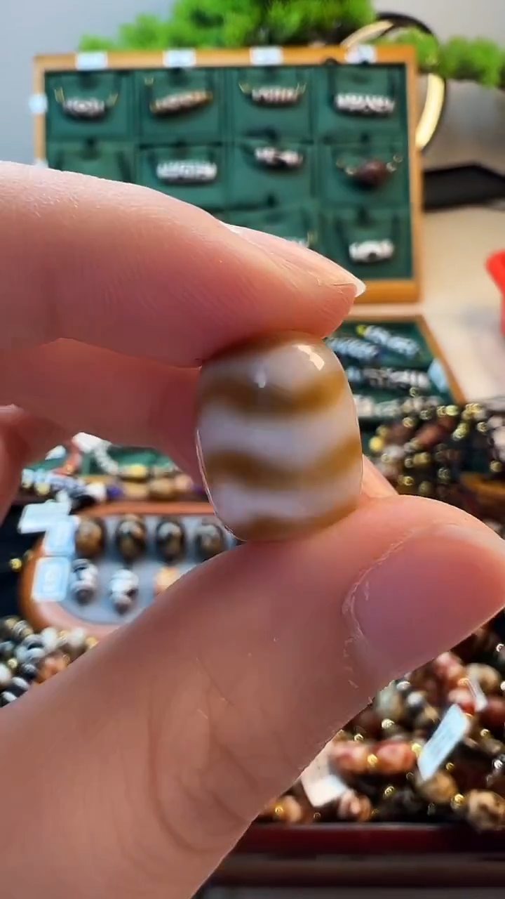 玛瑙/玉髓（覆膜）颈饰未镶嵌48（微瑕随机发货）