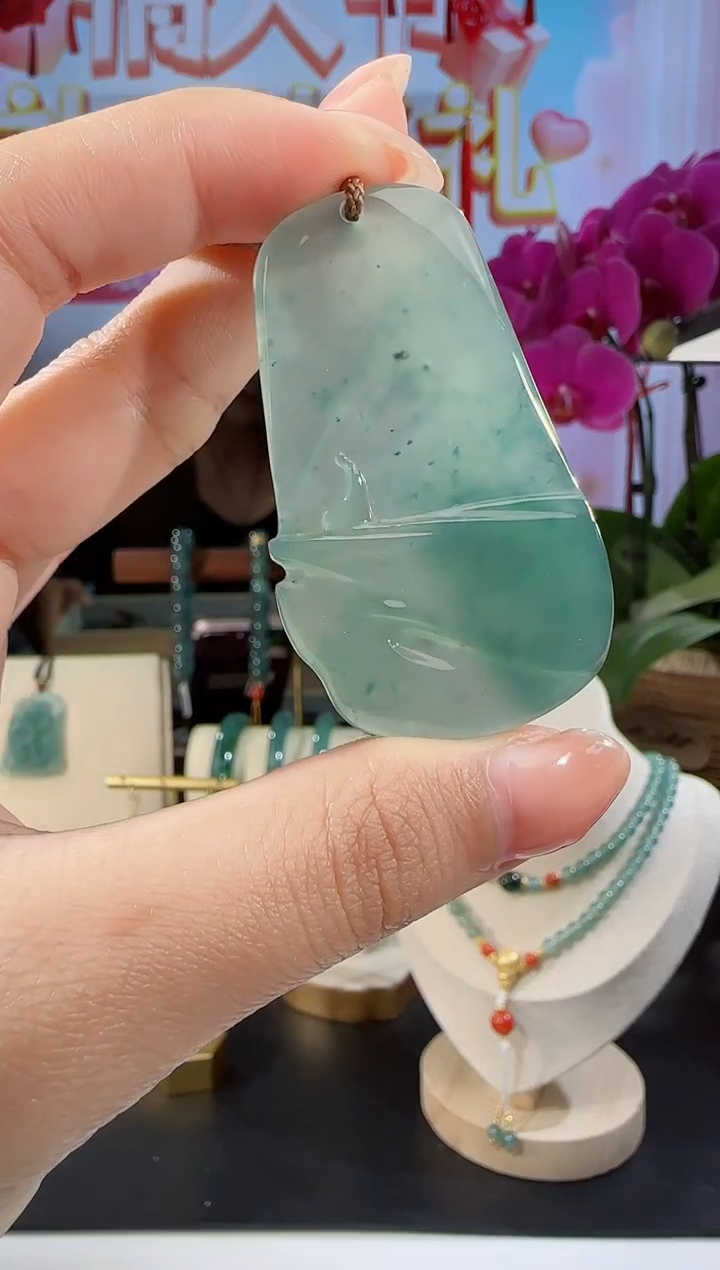 【闪购商品】翡翠吊坠(不含链)未镶嵌悟道