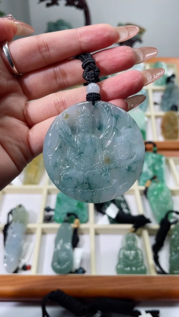 【闪购商品】翡翠颈饰未镶嵌虚空藏