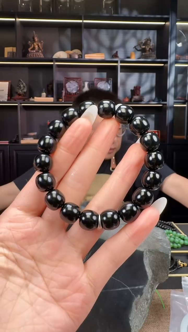 和田玉未镶嵌颈饰12mm塔青老型手串