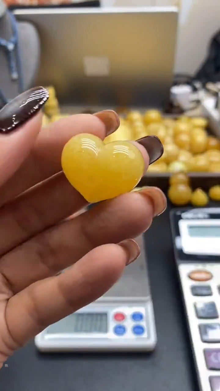 琥珀未镶嵌珠宝奇石661