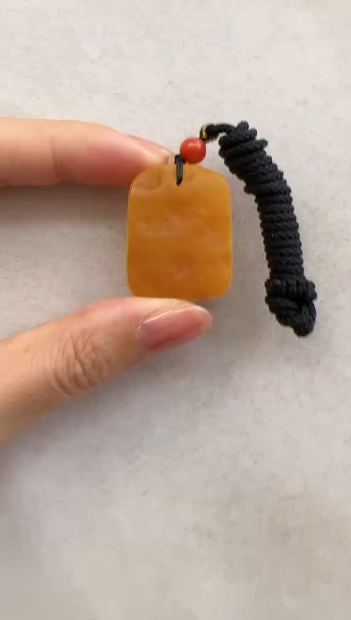 【闪购商品】琥珀裸石未镶嵌10205247-吊坠