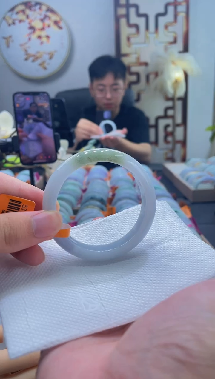 翡翠手镯未镶嵌011-53