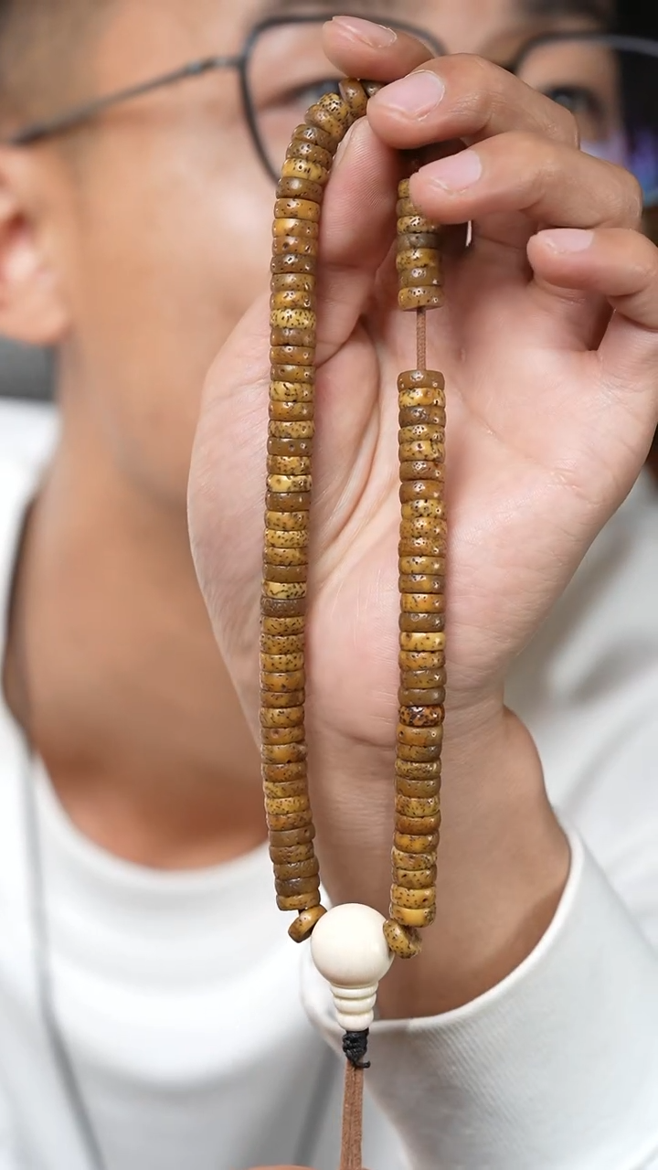 【闪购商品】老星月（多样性发货，发其一）