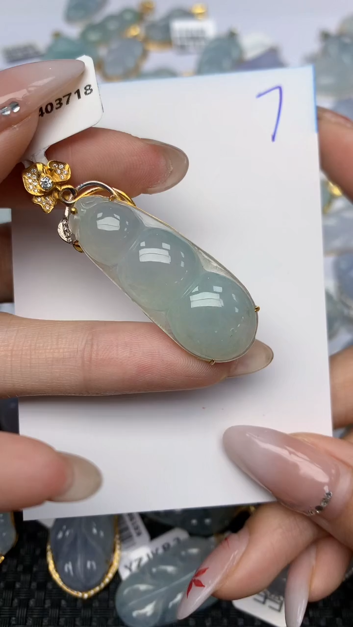 【闪购商品】翡翠颈饰18K金镶嵌天然翡翠A货