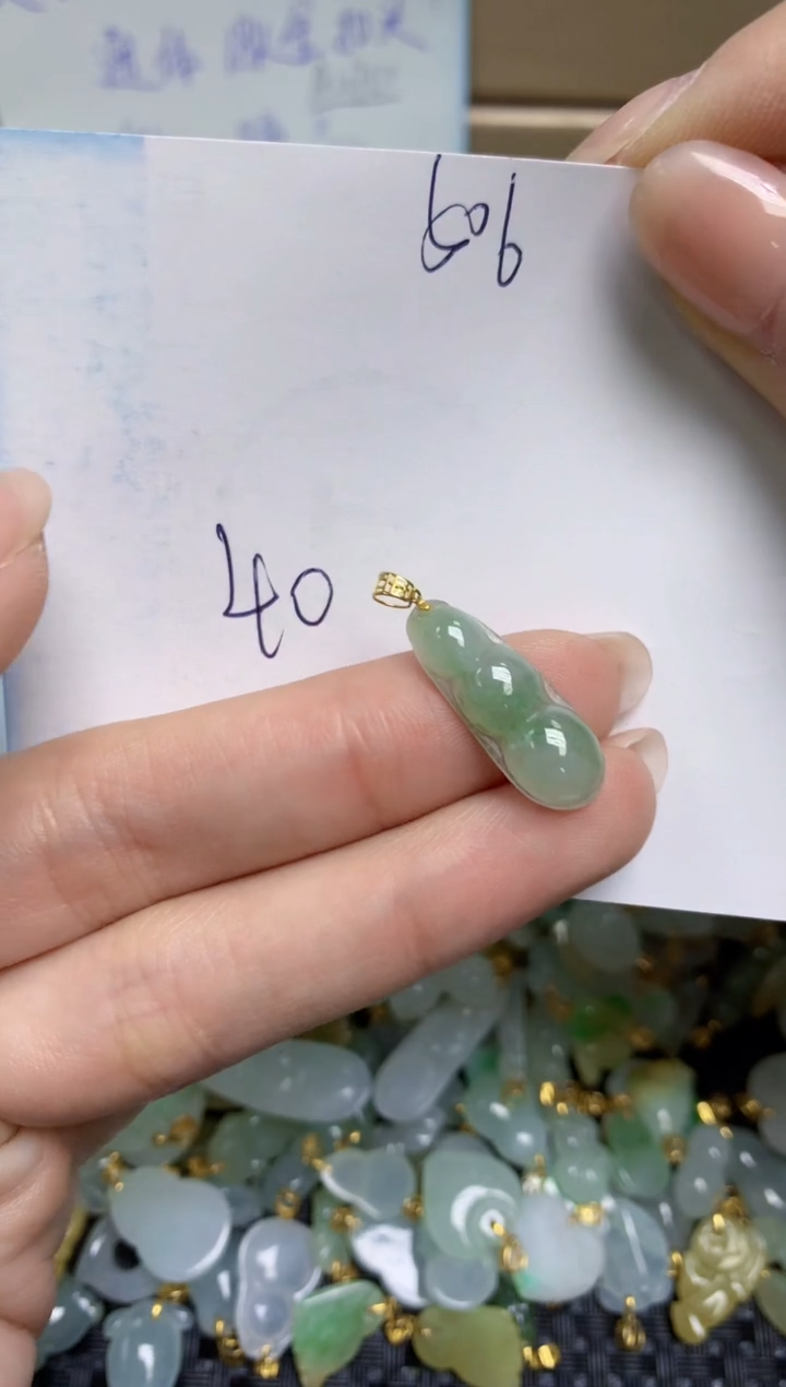 【闪购商品】翡翠颈饰18K金镶嵌天然缅甸A货翡翠