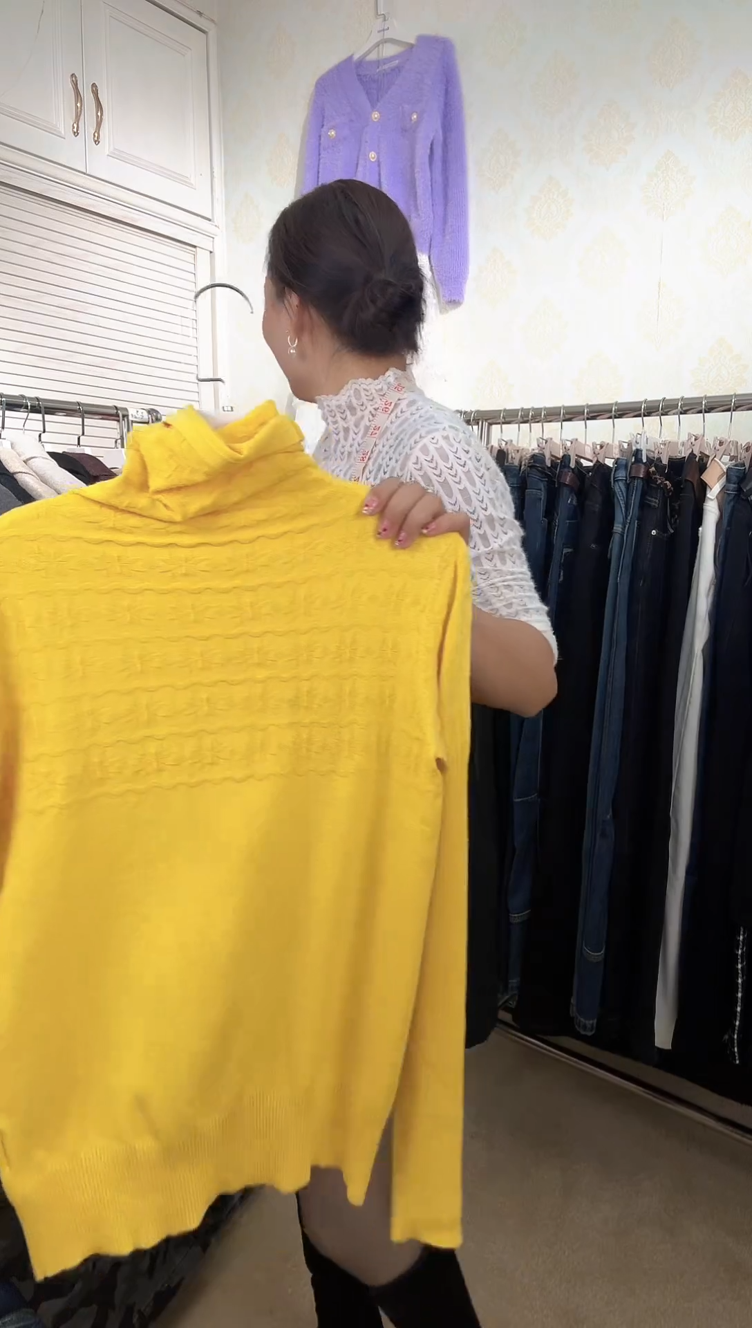 ₅****】黄色毛衣777777