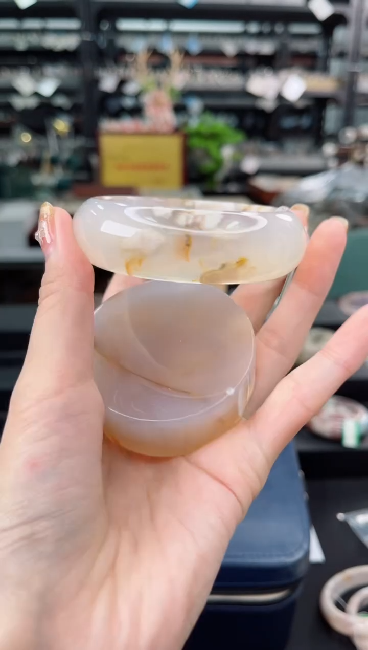 【闪购商品】石英质玉手镯未镶嵌58圈口（赠品镯心）3681033