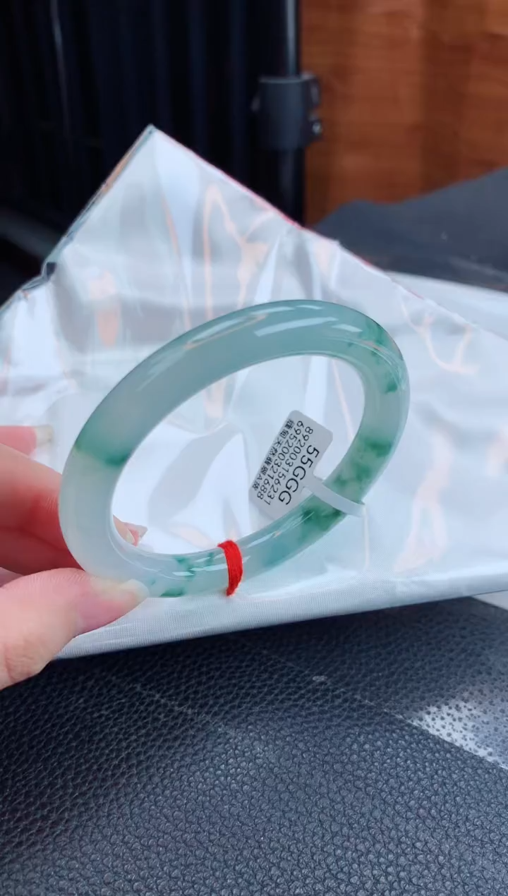 【闪购商品】翡翠手镯未镶嵌缅甸天然翡翠A货手镯