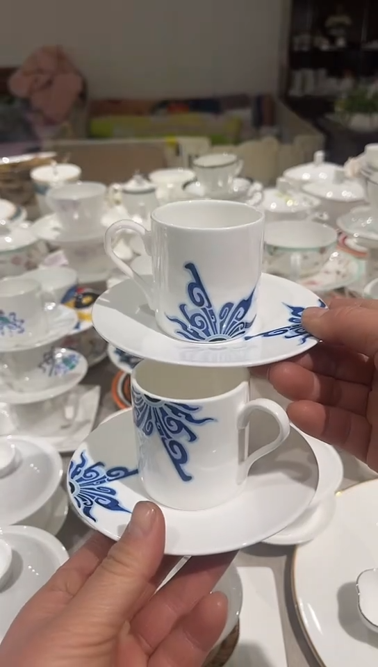 骨瓷隆达骨瓷小咖啡杯碟2套