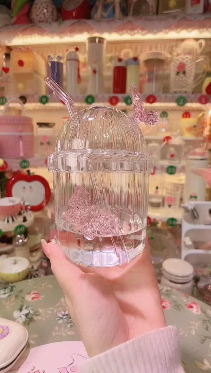 【闪购商品】摆件蝶恋花吸管杯品质好，发货快，放心拍