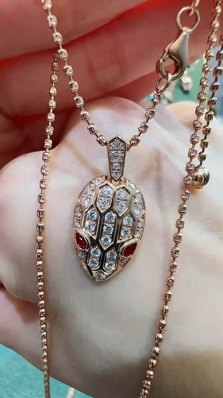 【闪购商品】钻石吊坠(不含链)18K金镶嵌18K金钻石蛇蛇吊坠