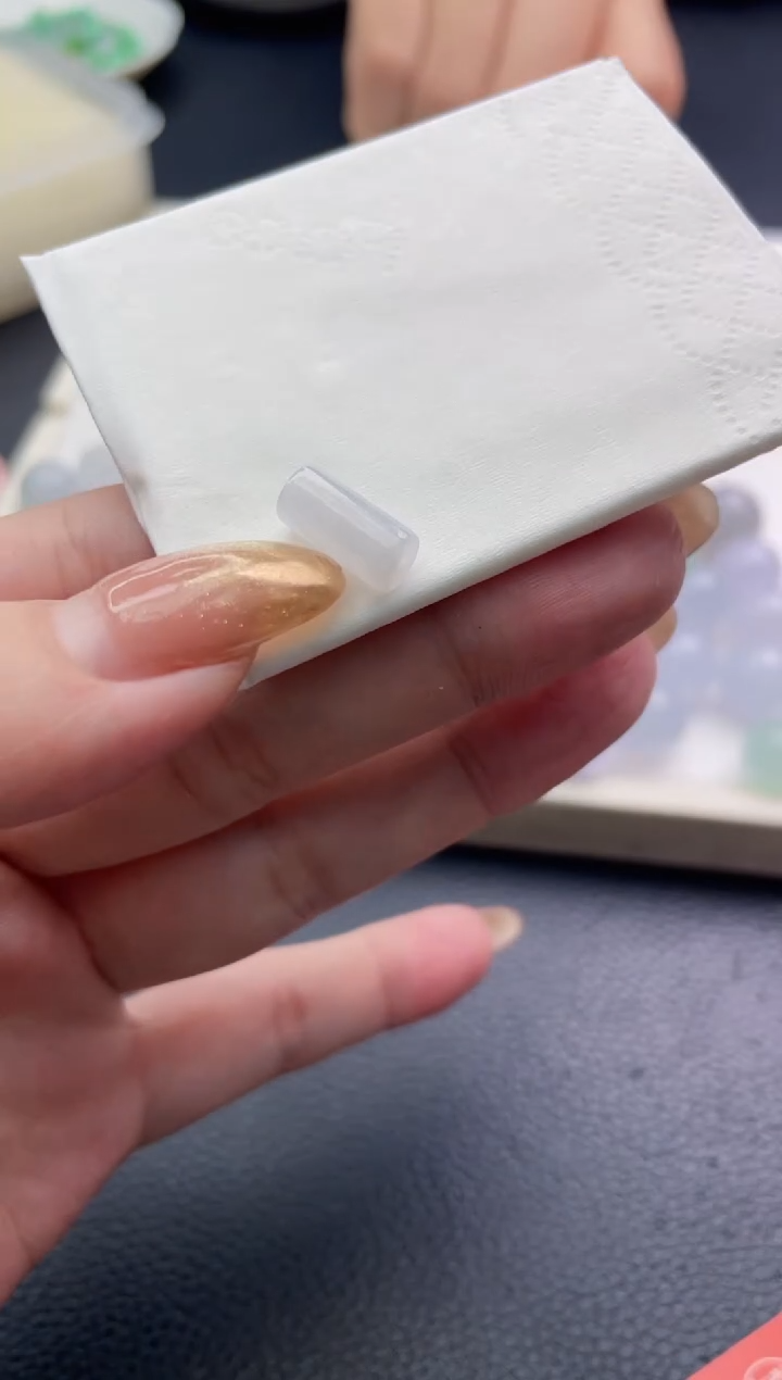 未镶嵌定制翡翠?****》珠子