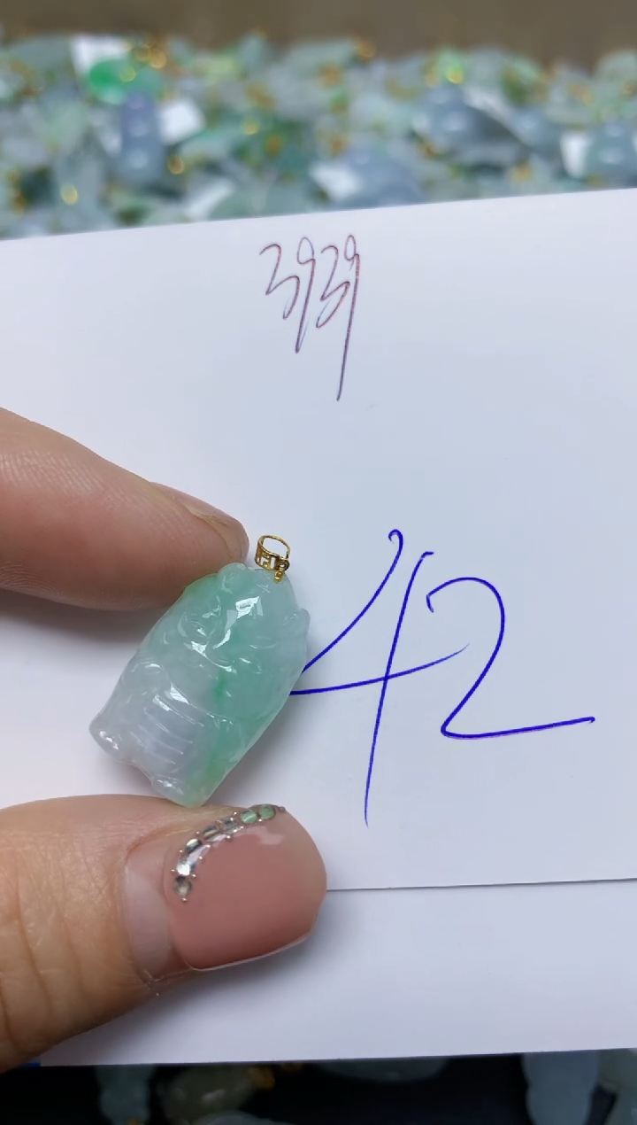 【闪购商品】翡翠挂件18K金镶嵌 天然翡翠A货