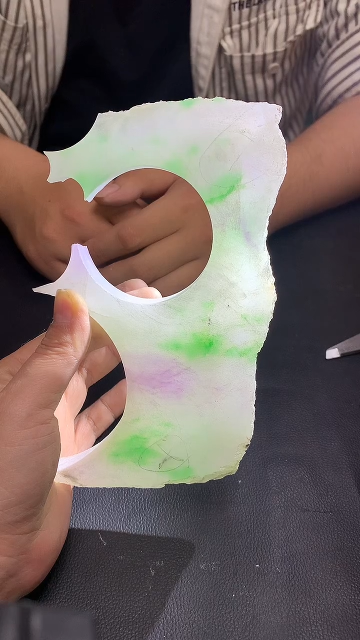 玉冰春彩毛胚边角