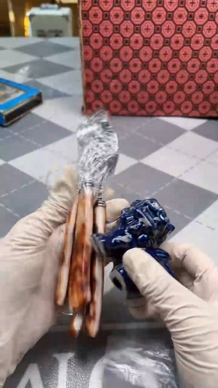 瓷片陶瓷如图所示周边