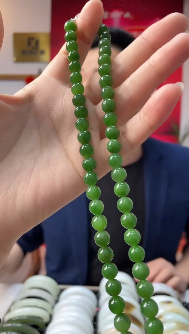 【闪购商品】和田玉颈饰未镶嵌碧玉卡8-7美人链随机发一件