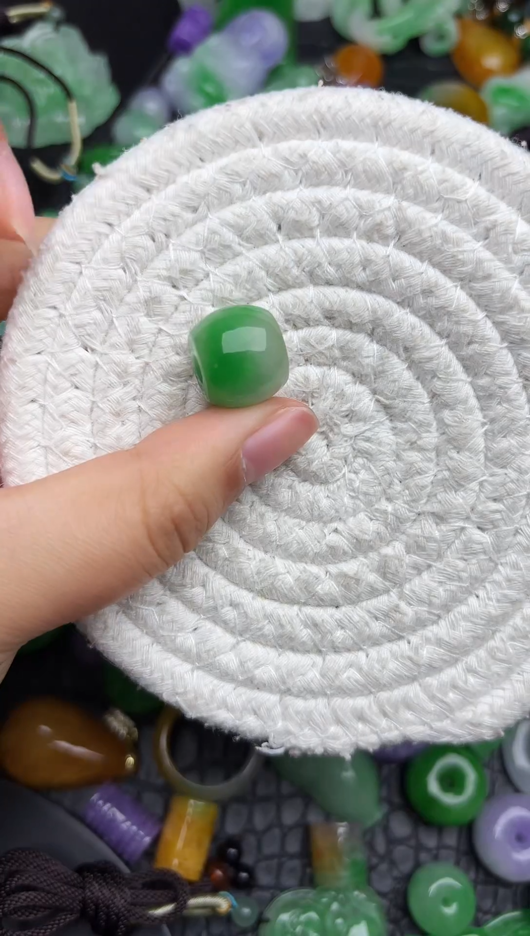 颈饰未镶嵌翡翠缅甸翡翠吊坠