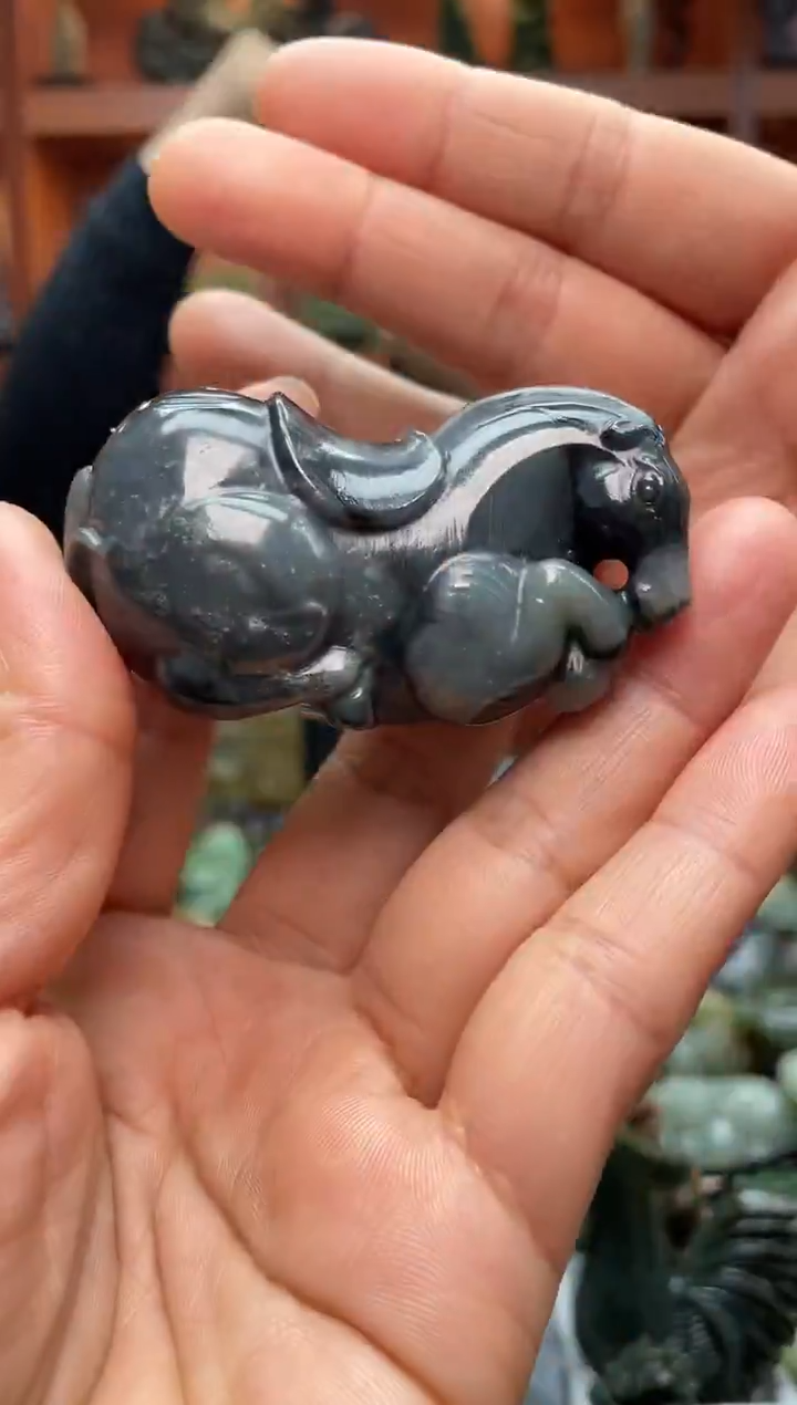 未镶嵌和田玉把件1