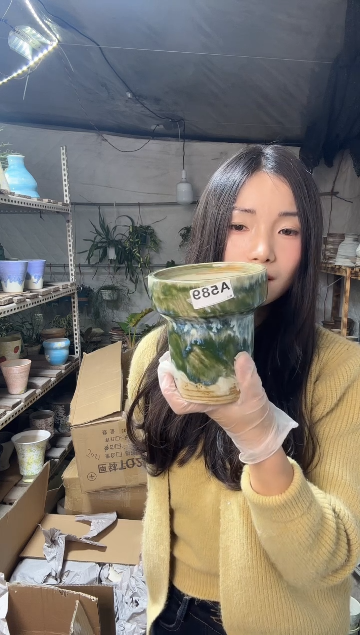 无花朵Y*n编号   589 景德镇手工手绘花盆