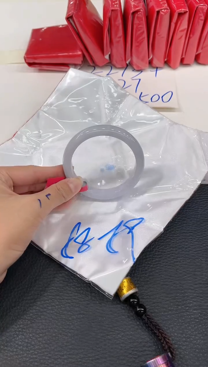 【闪购商品】翡翠手镯未镶嵌手镯