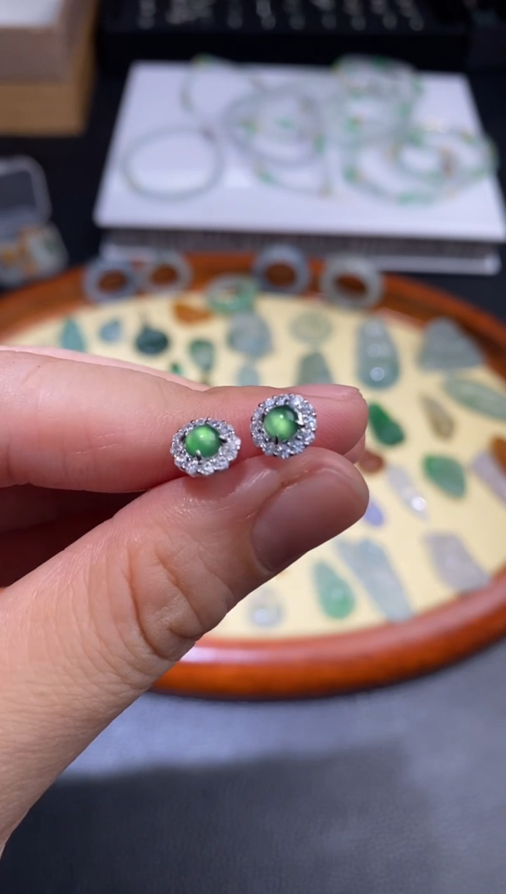 定制翡翠未镶嵌翡翠毛货~多样性发其一~