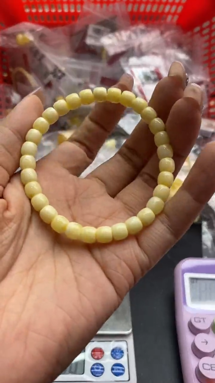 琥珀未镶嵌珠宝奇石2705