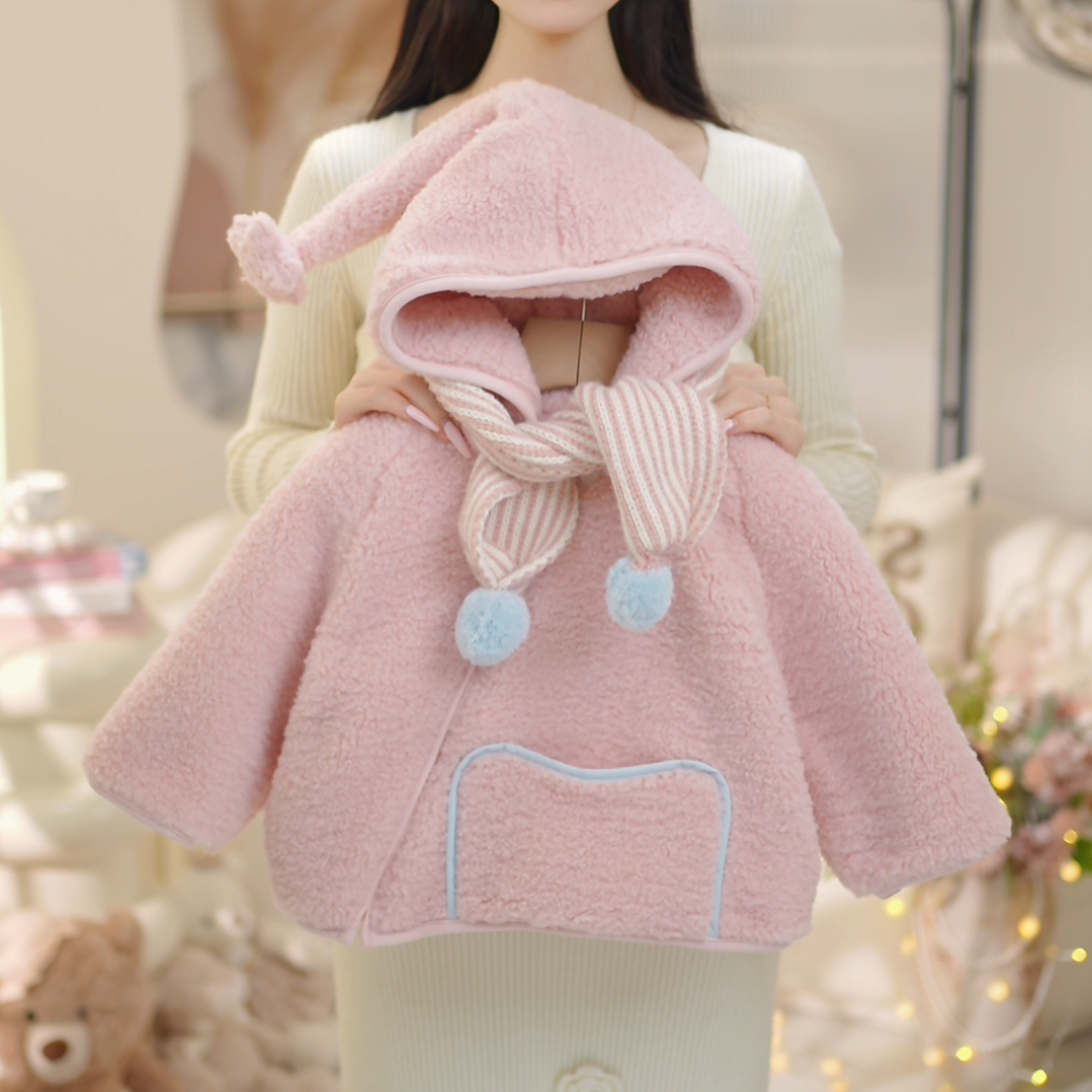 【现货】女童2025冬季新款洋气蜜桃粉星星人加毛加厚拉链外套C25027