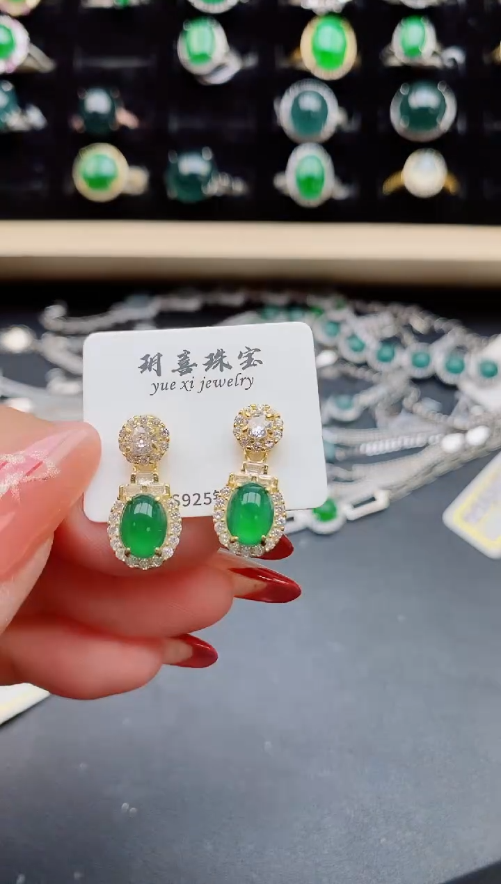 【闪购商品】翡翠耳饰银S925镶嵌69860
