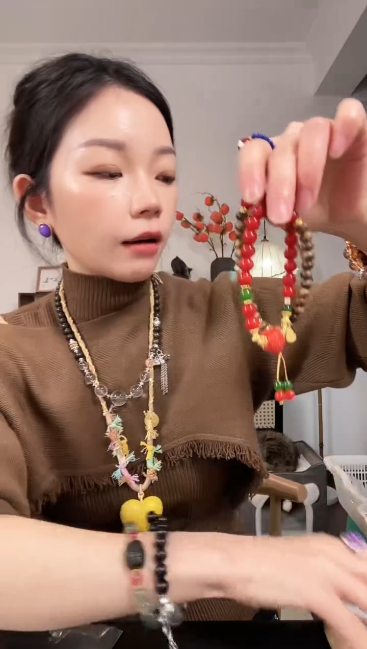 【闪购商品】琥珀颈饰未镶嵌Q123QQQQQ