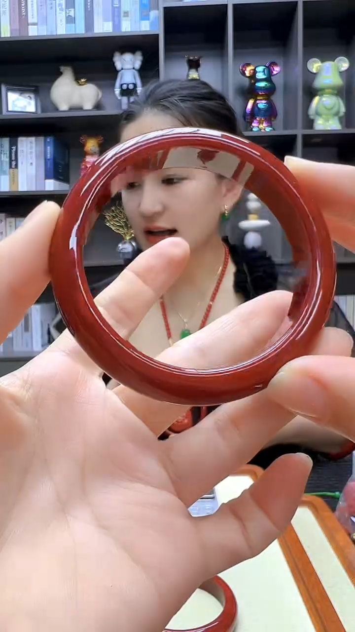 高货红色diy劲饰正圈手镯